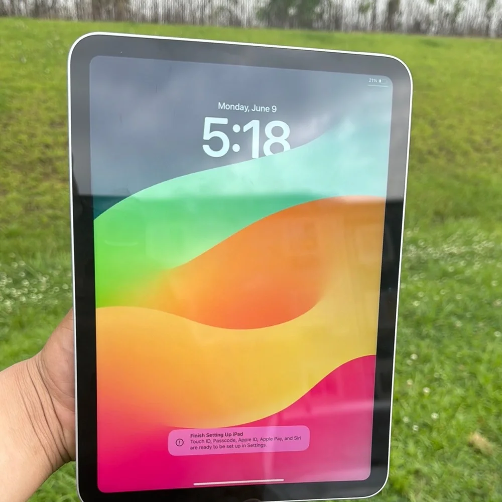 Apple discover elegance